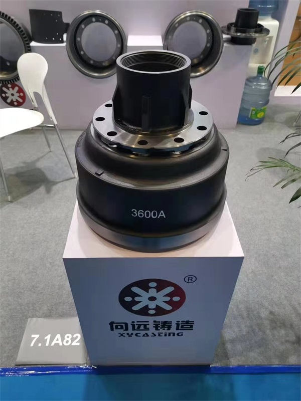 �Ϻ������˸�չ�����r