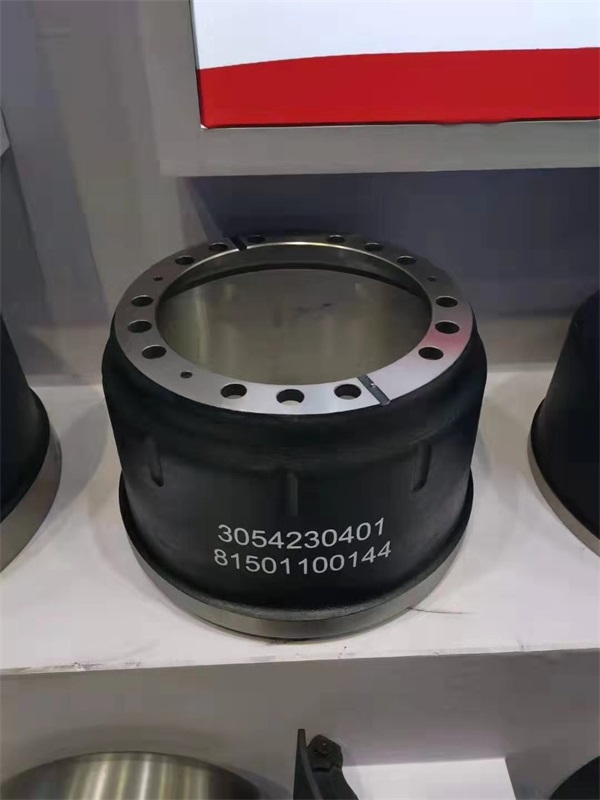 �Ϻ������˸�չ�����r